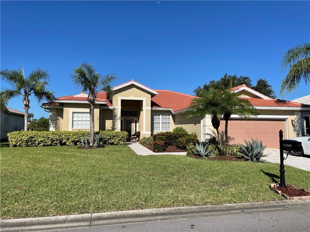 OLDE HICKORY GOLF & COUNTRY CLUB - Residential