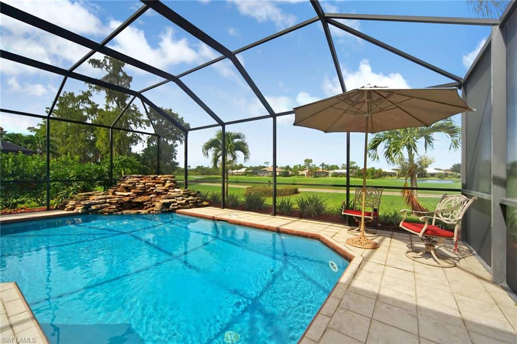 OLDE HICKORY GOLF & COUNTRY CLUB - Residential