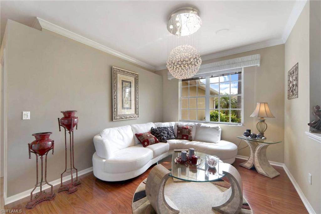 OLDE HICKORY GOLF & COUNTRY CLUB - Residential