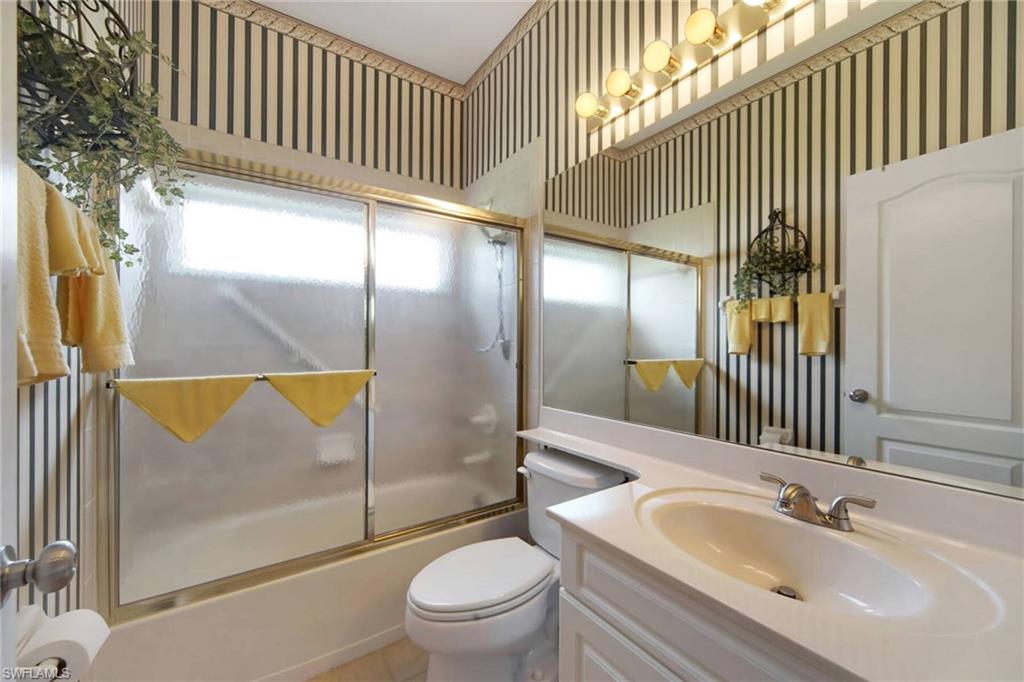 OLDE HICKORY GOLF & COUNTRY CLUB - Residential