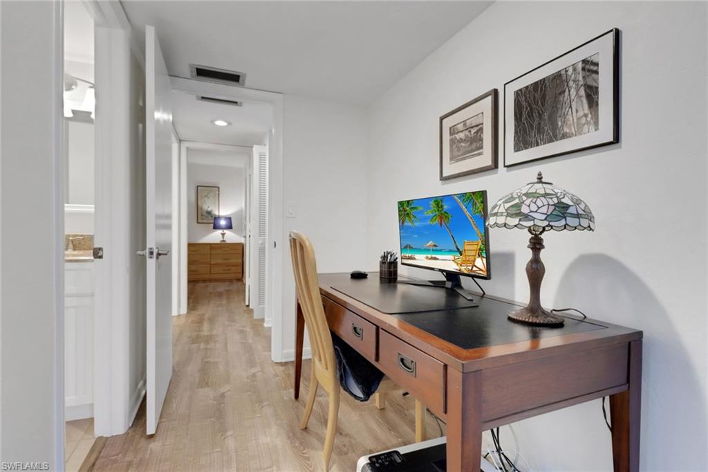 WINDJAMMER VILLAGE AT THE LAND - Residential