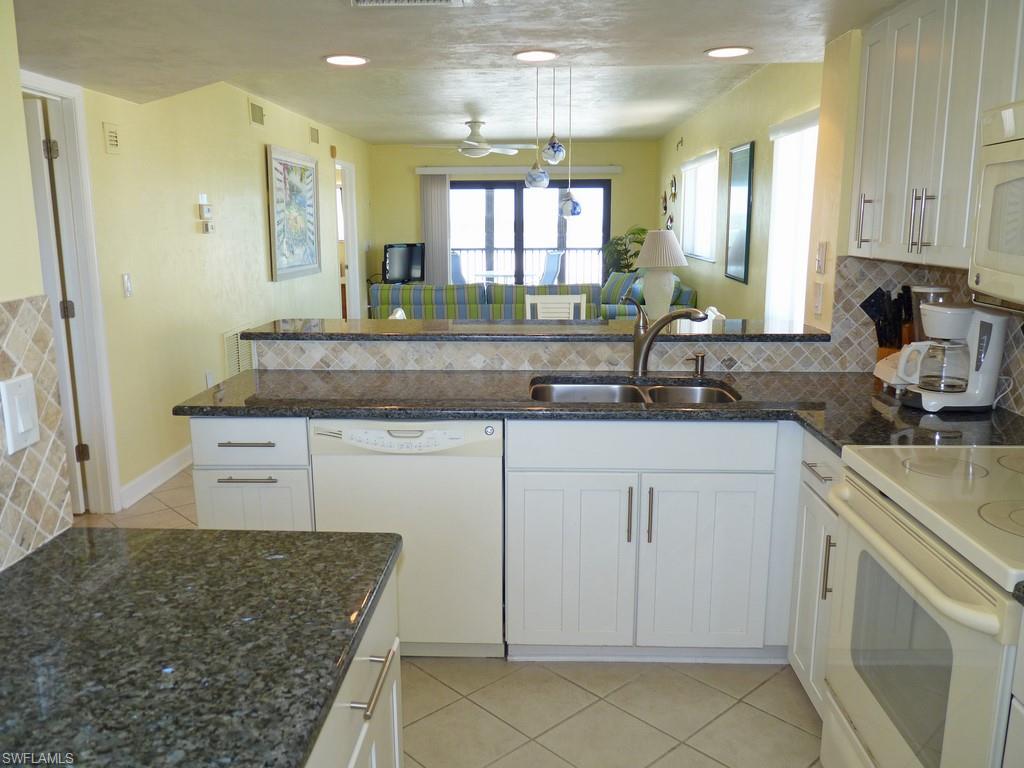 CARLOS POINTE - Residential