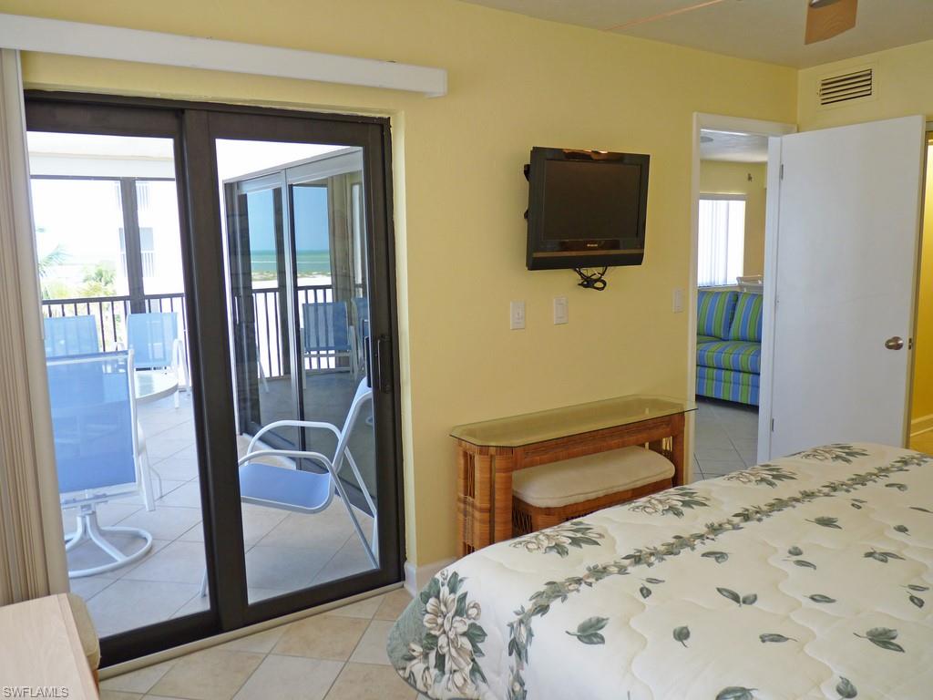 CARLOS POINTE - Residential