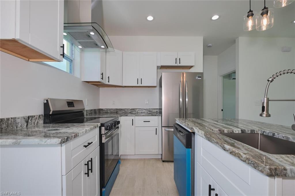 CHARLESTON PARK - Residential