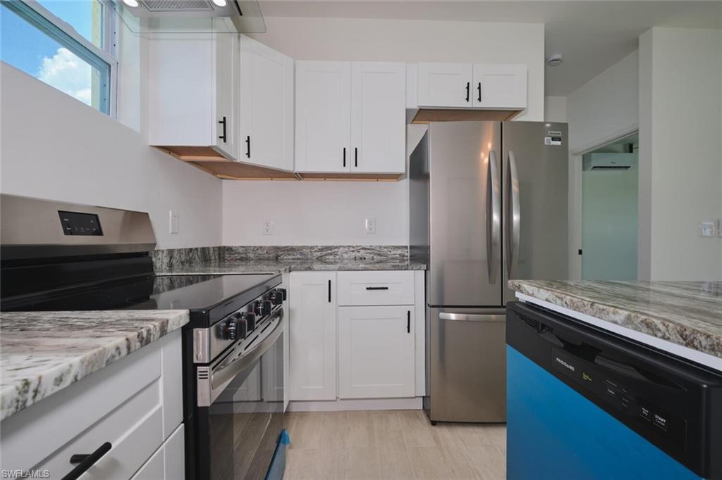 CHARLESTON PARK - Residential