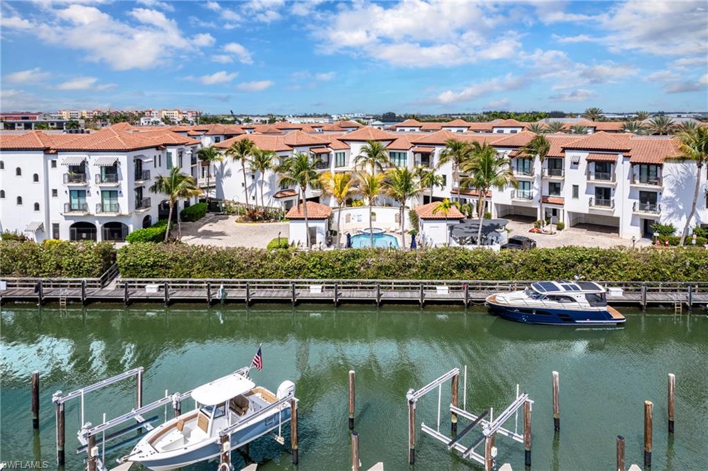 NAPLES BAY RESORT - Residential