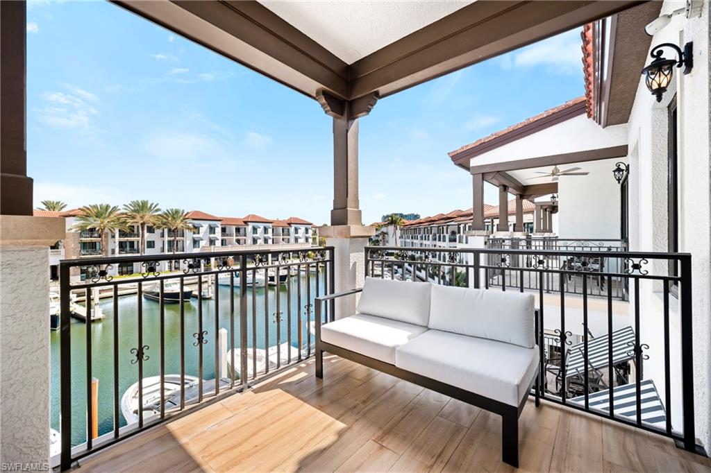 NAPLES BAY RESORT - Residential