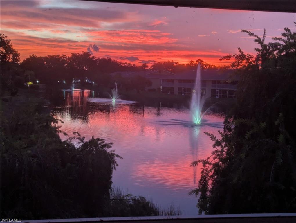 ABBEY ON THE LAKE - Residential