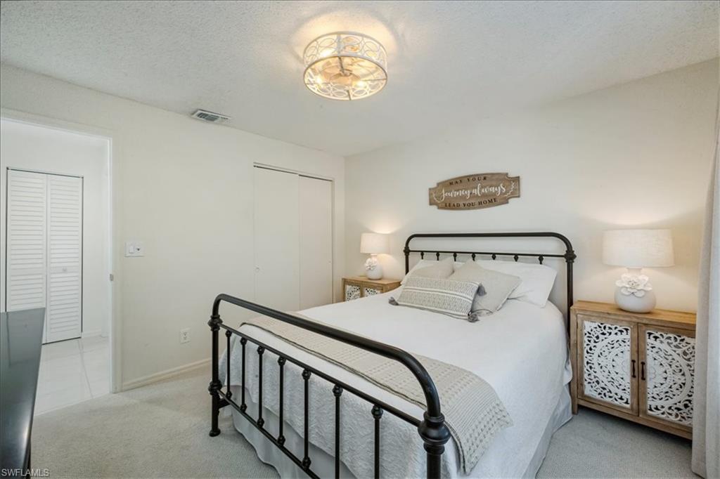 ABBEY ON THE LAKE - Residential