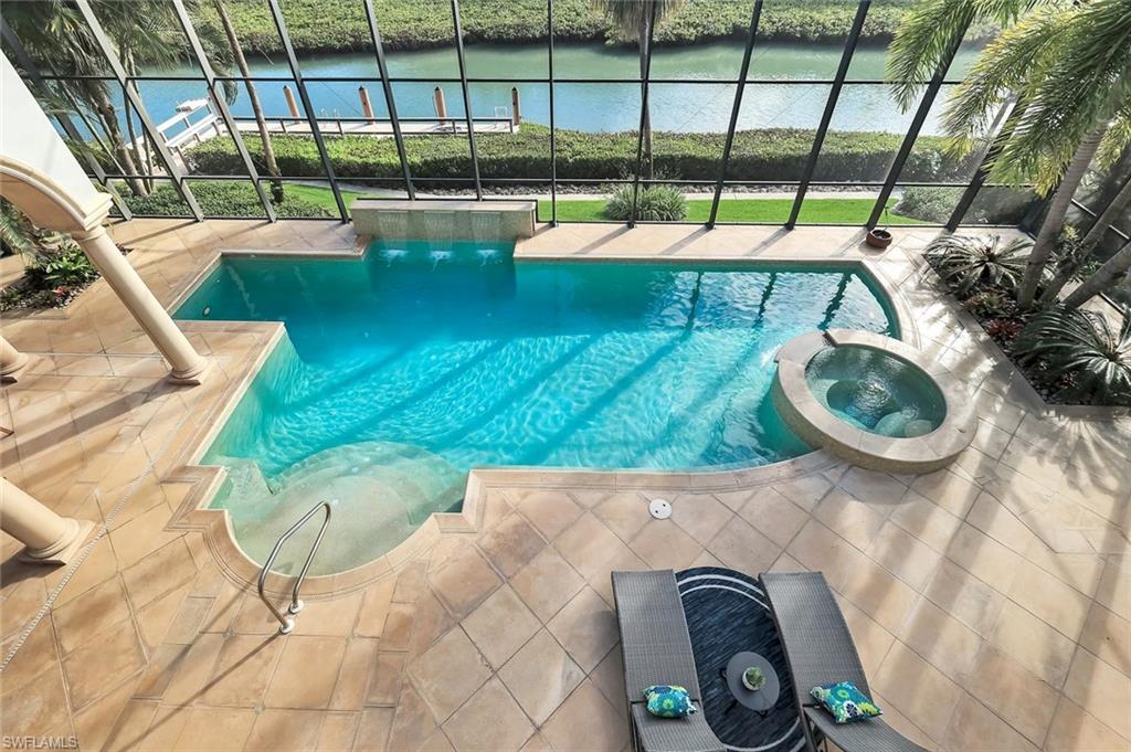 SOUTHPOINTE YACHT CLUB - Residential