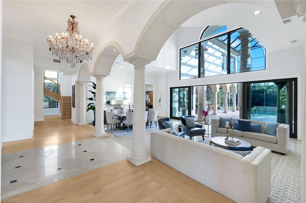 SOUTHPOINTE YACHT CLUB - Residential