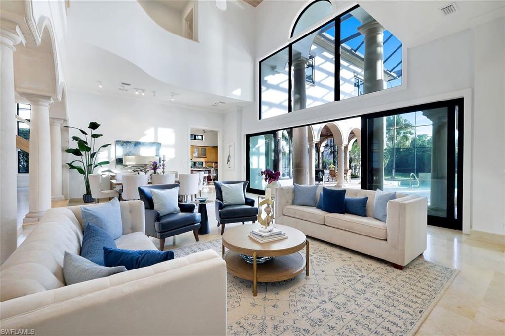 SOUTHPOINTE YACHT CLUB - Residential