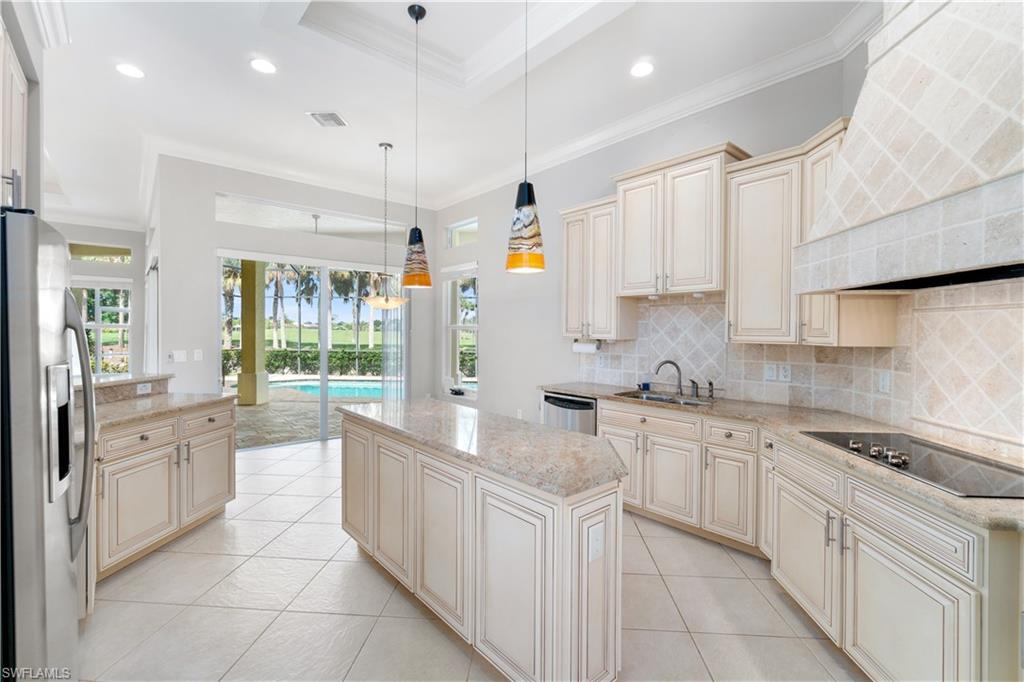 9915 El Greco CIR
