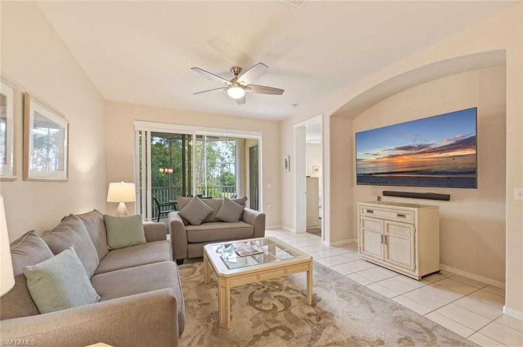 LAKE BARRINGTON - Residential