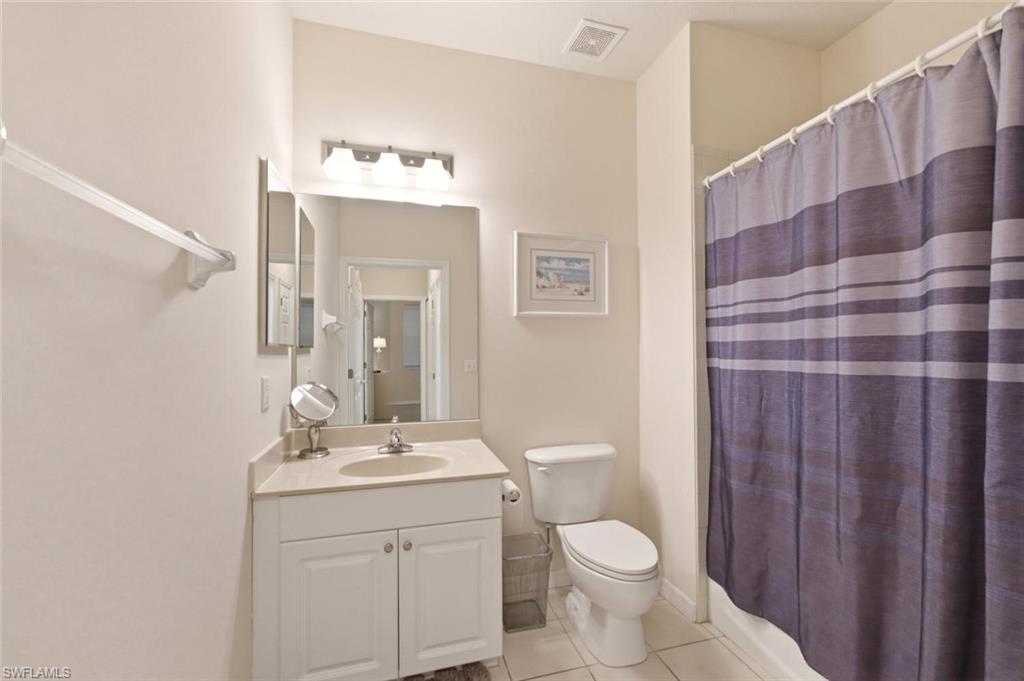 LAKE BARRINGTON - Residential