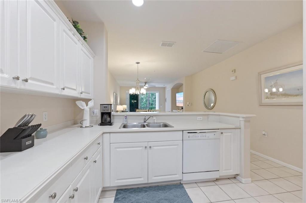 LAKE BARRINGTON - Residential