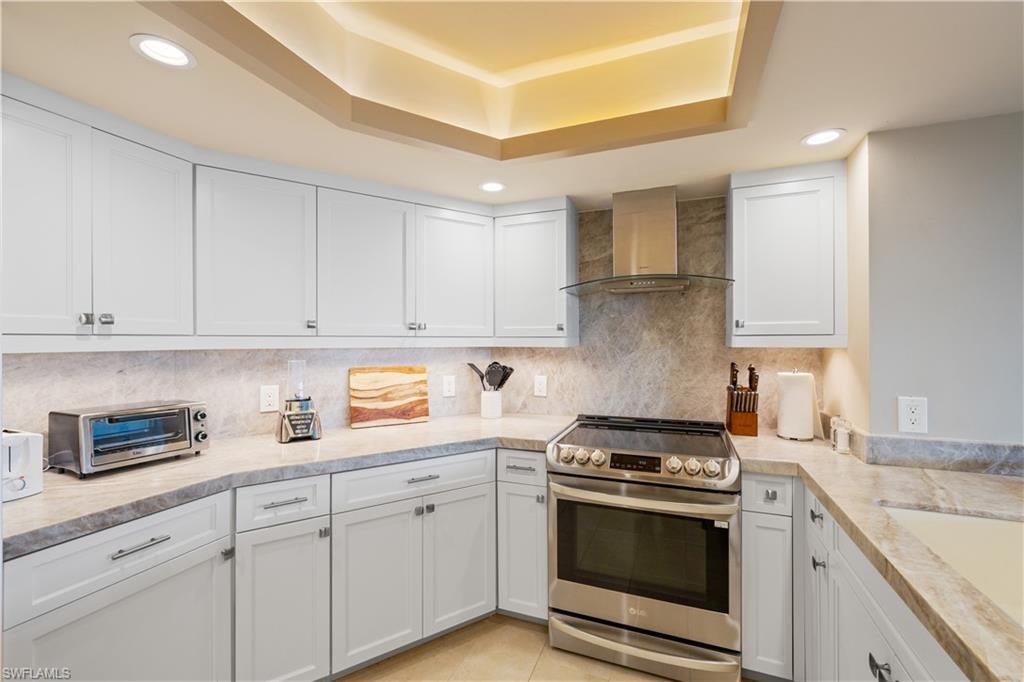 4651 Gulf Shore BLVD N 1805