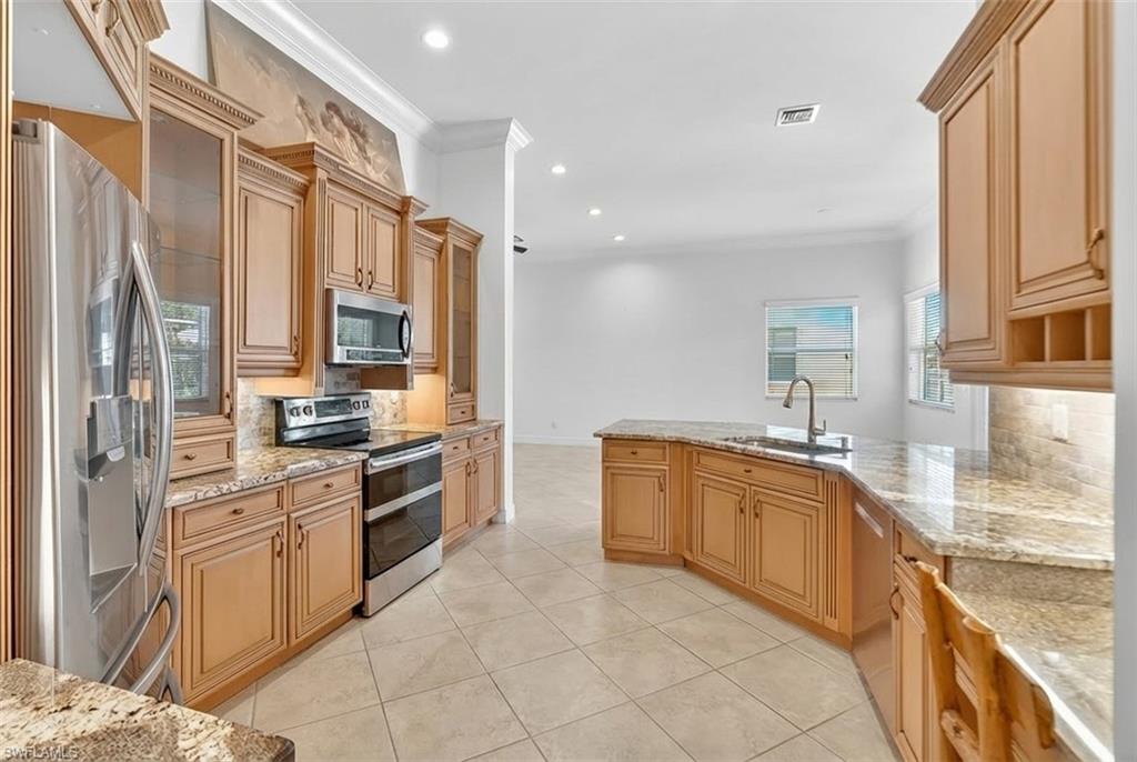 CASCADES AT ESTERO - Residential