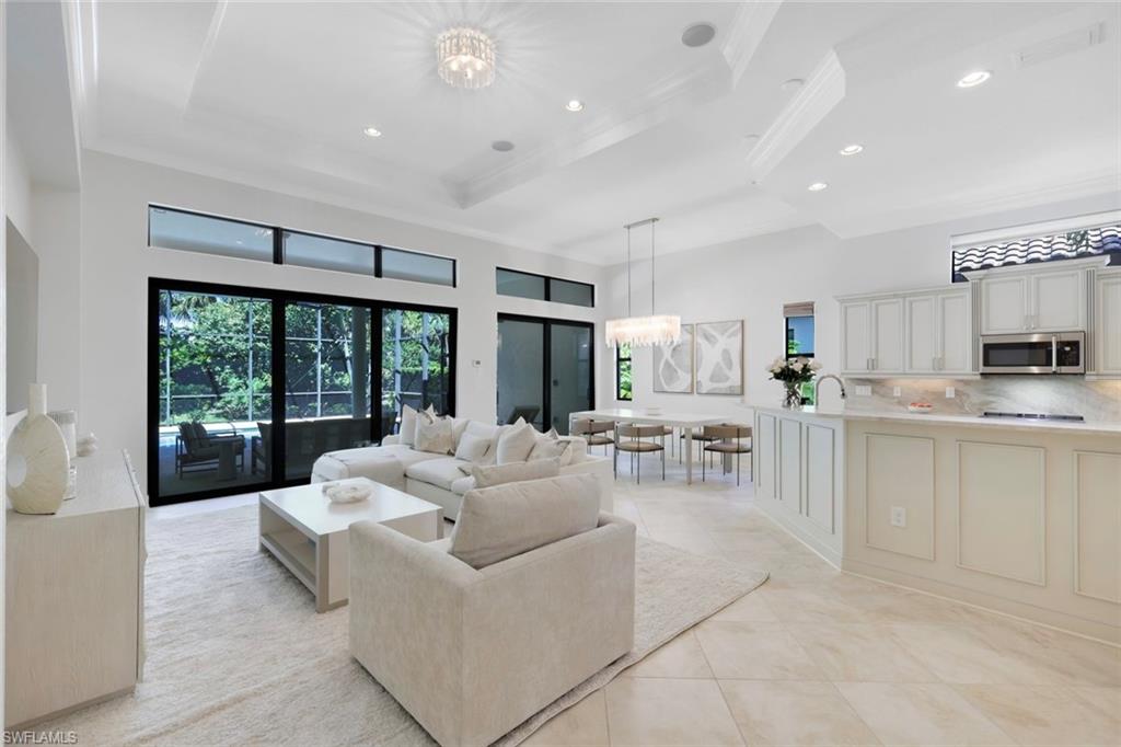 7319 Lantana CIR