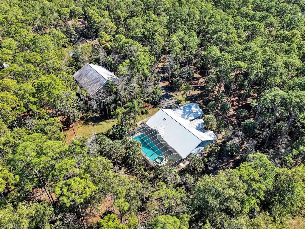 COLLIER WOODS - Residential