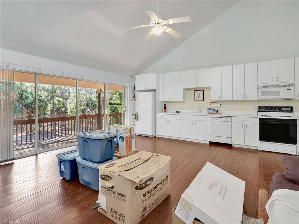 COLLIER WOODS - Residential