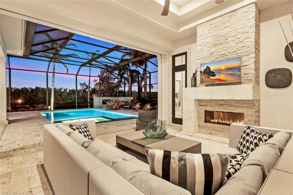 BAY WOODS - Residential