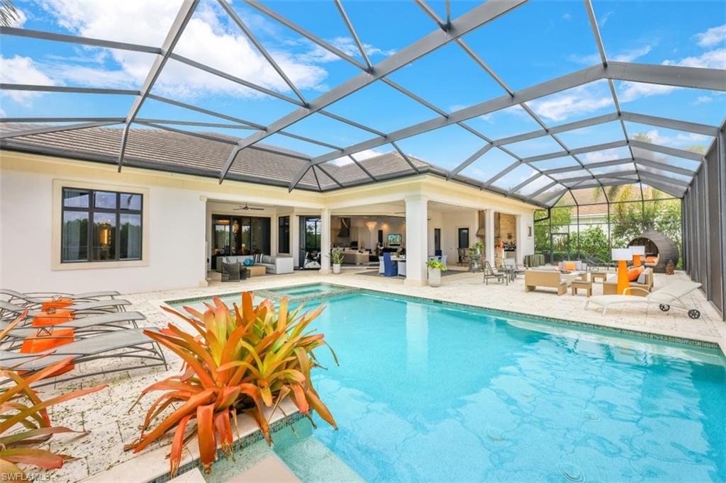 BAY WOODS - Residential