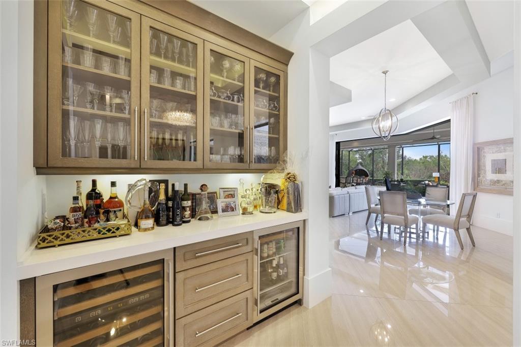 BAY WOODS - Residential