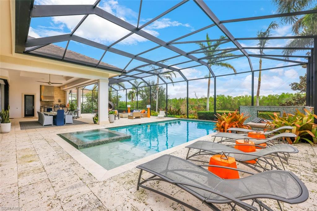 BAY WOODS - Residential