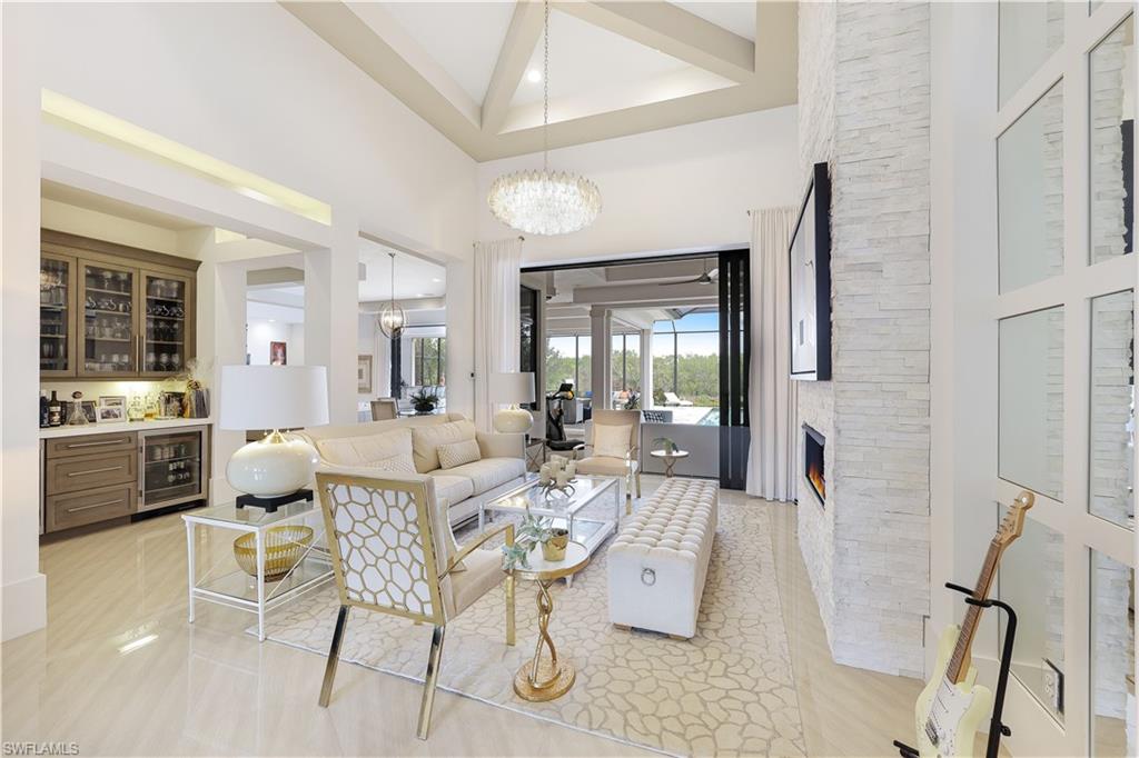 BAY WOODS - Residential