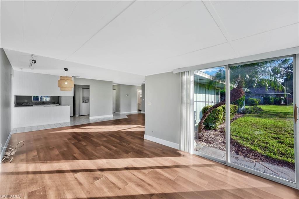 CALOOSA BAYVIEW - Residential