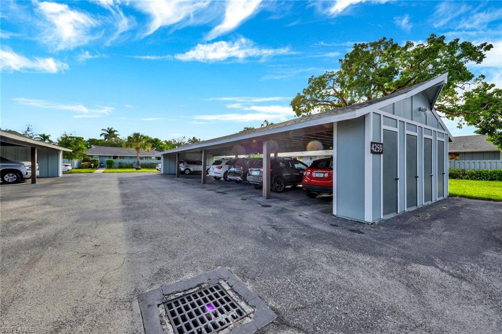 CALOOSA BAYVIEW - Residential