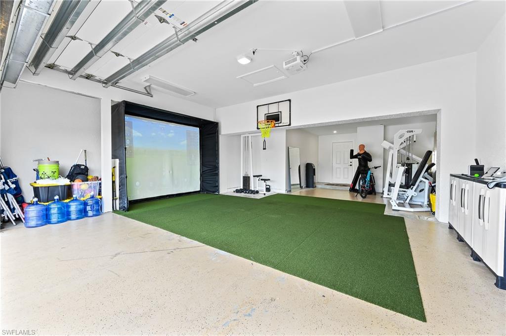 PARK SHORE - Residential