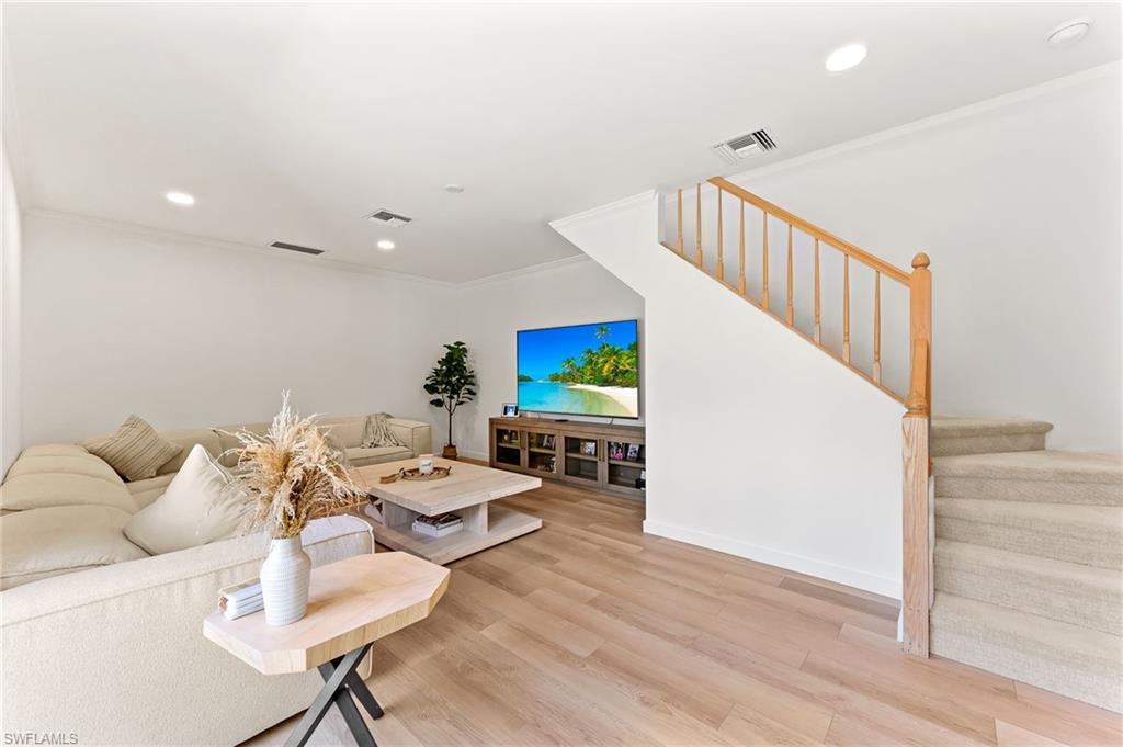 PARK SHORE - Residential