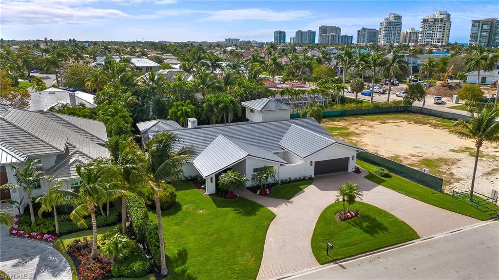 PARK SHORE - Residential