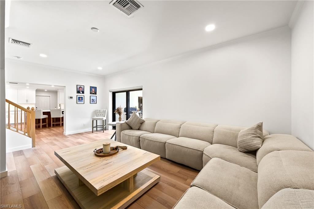 PARK SHORE - Residential