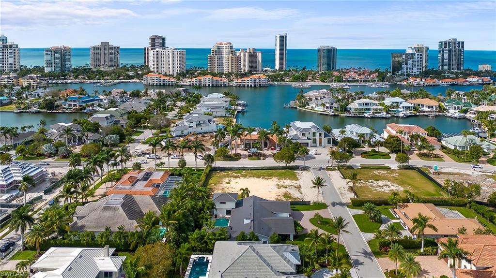 PARK SHORE - Residential