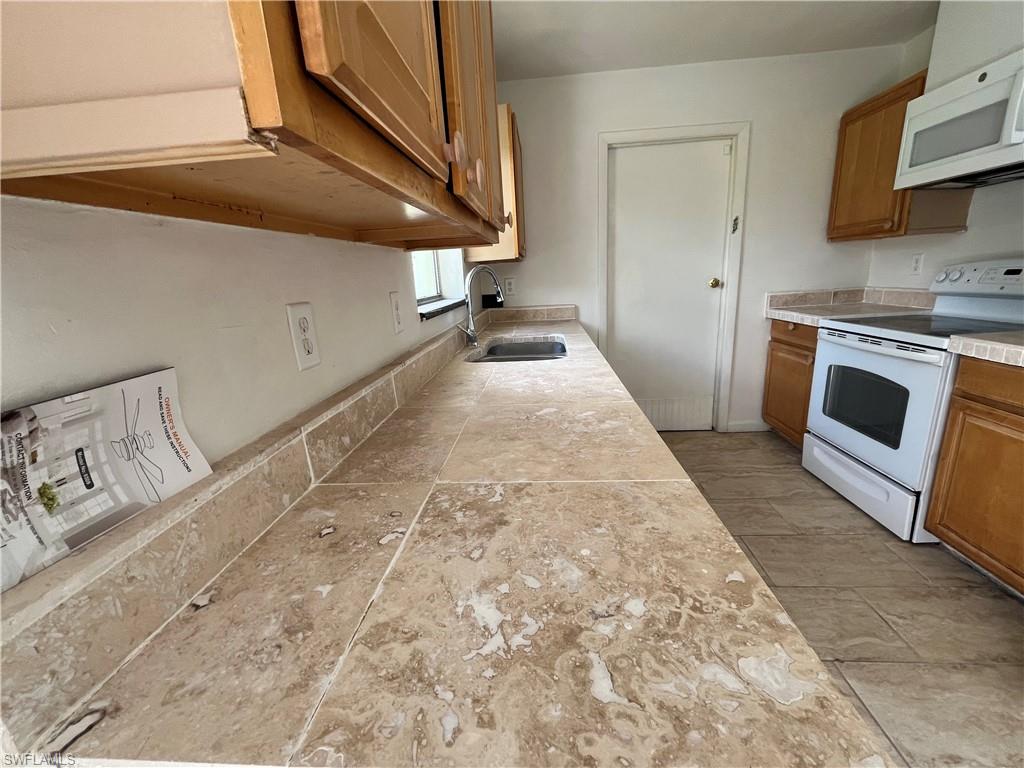 OLD BRIDGE VILLAGE - Residential