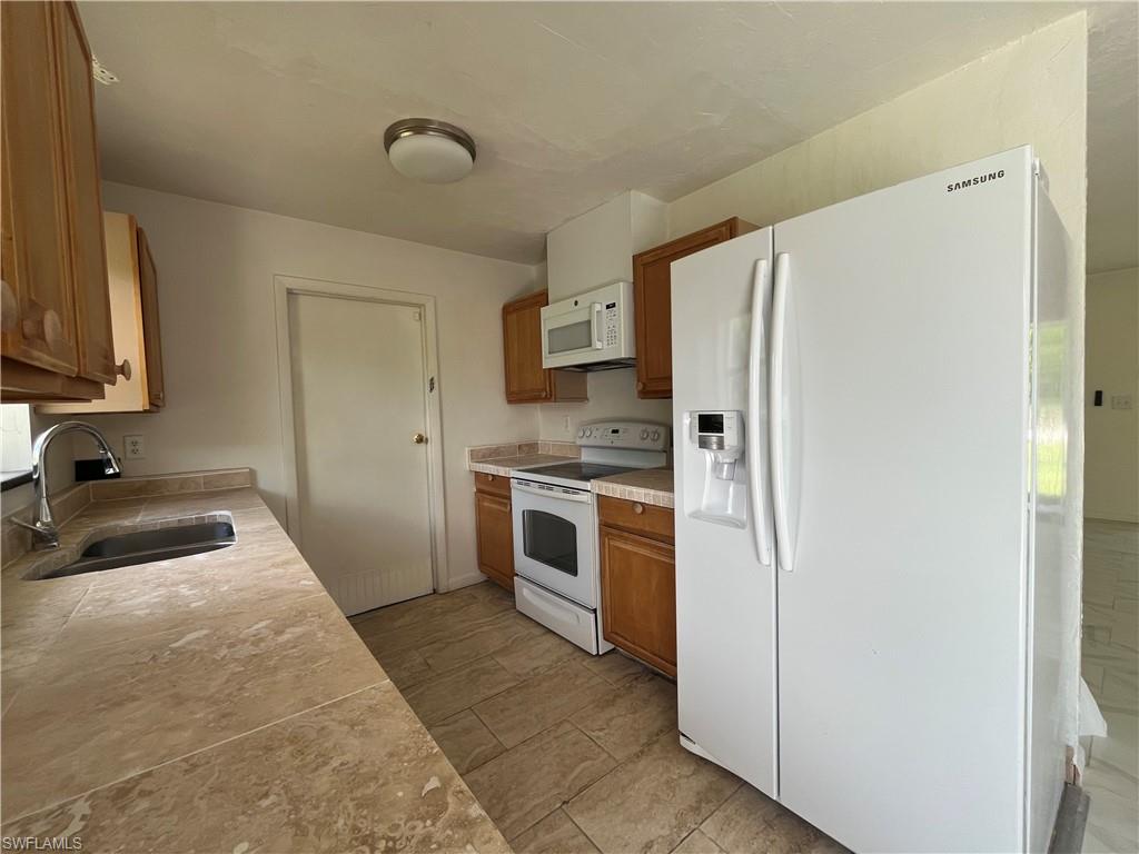 OLD BRIDGE VILLAGE - Residential