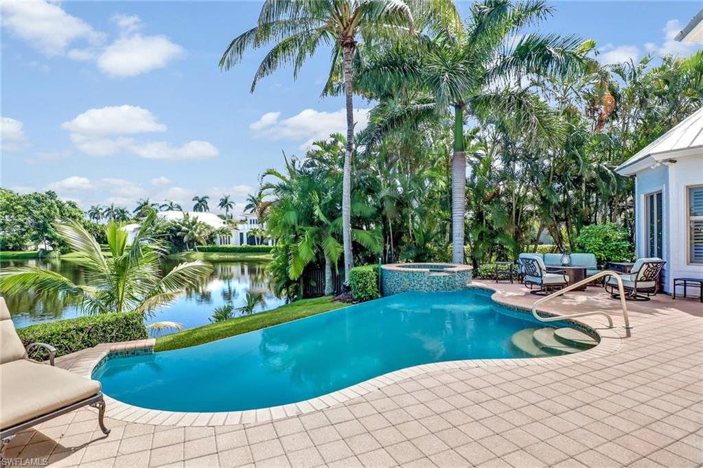 OLDE NAPLES - Residential