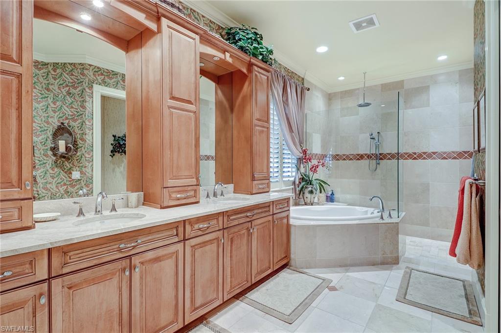 OLDE NAPLES - Residential