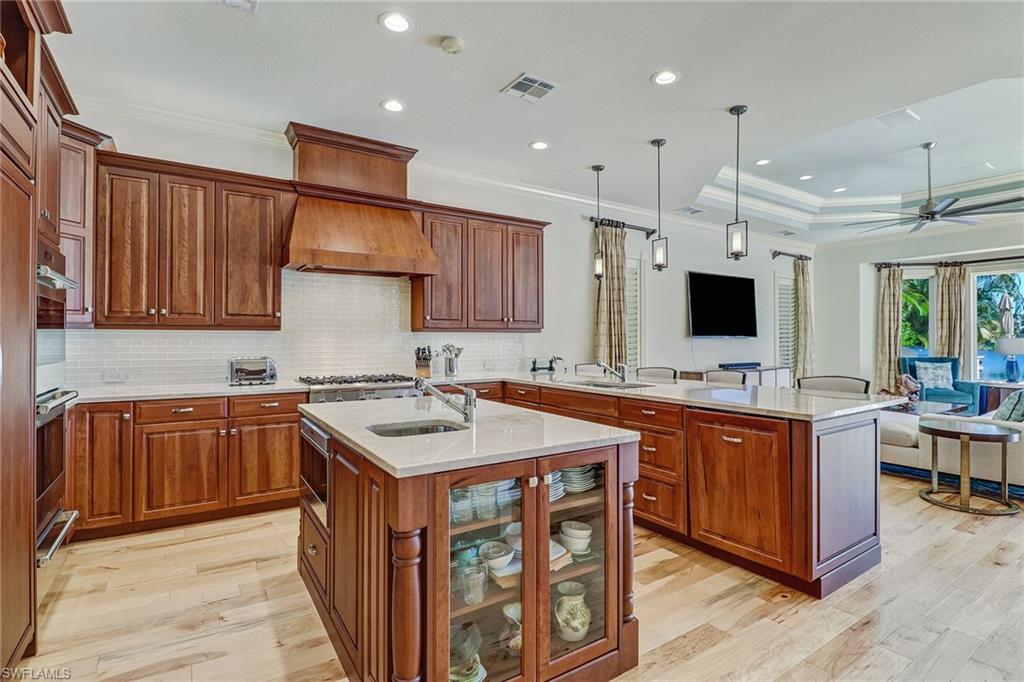 OLDE NAPLES - Residential