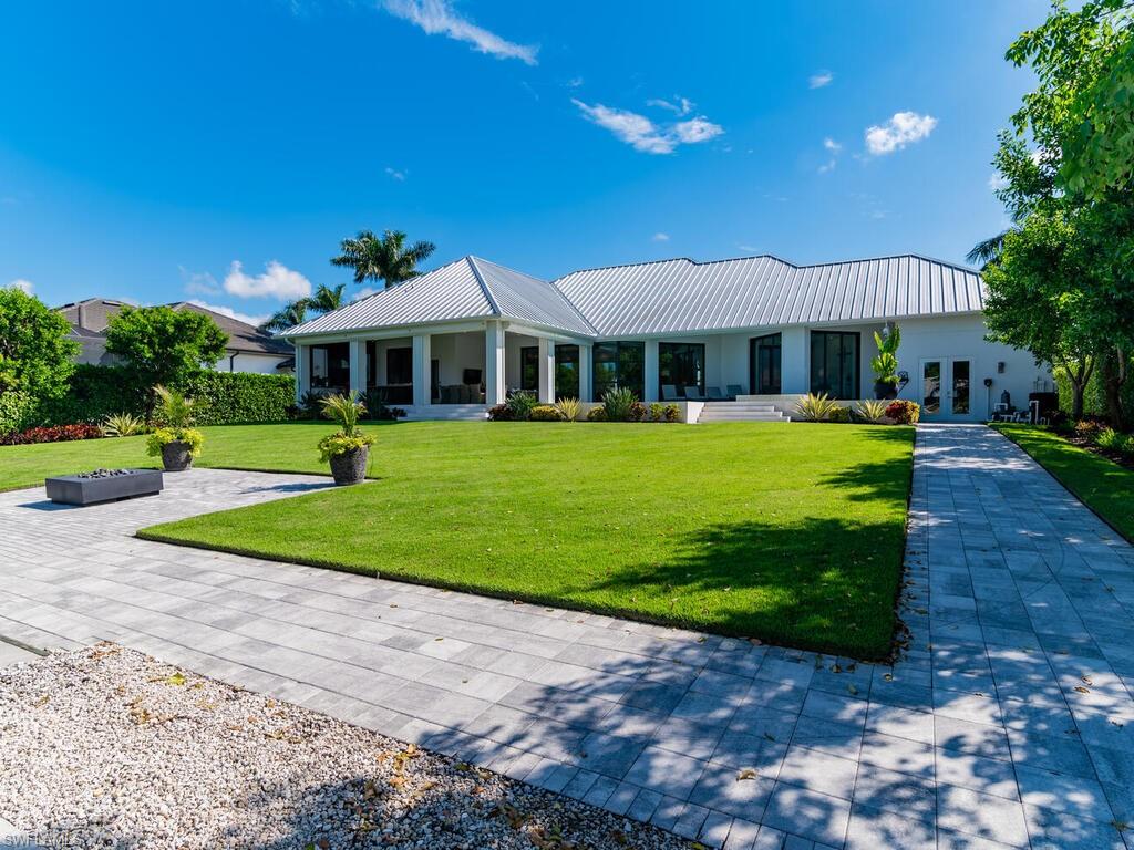 ESTATES - Residential