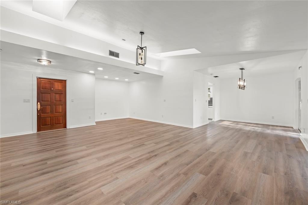 WYLDEWOOD LAKES CONDO - Residential