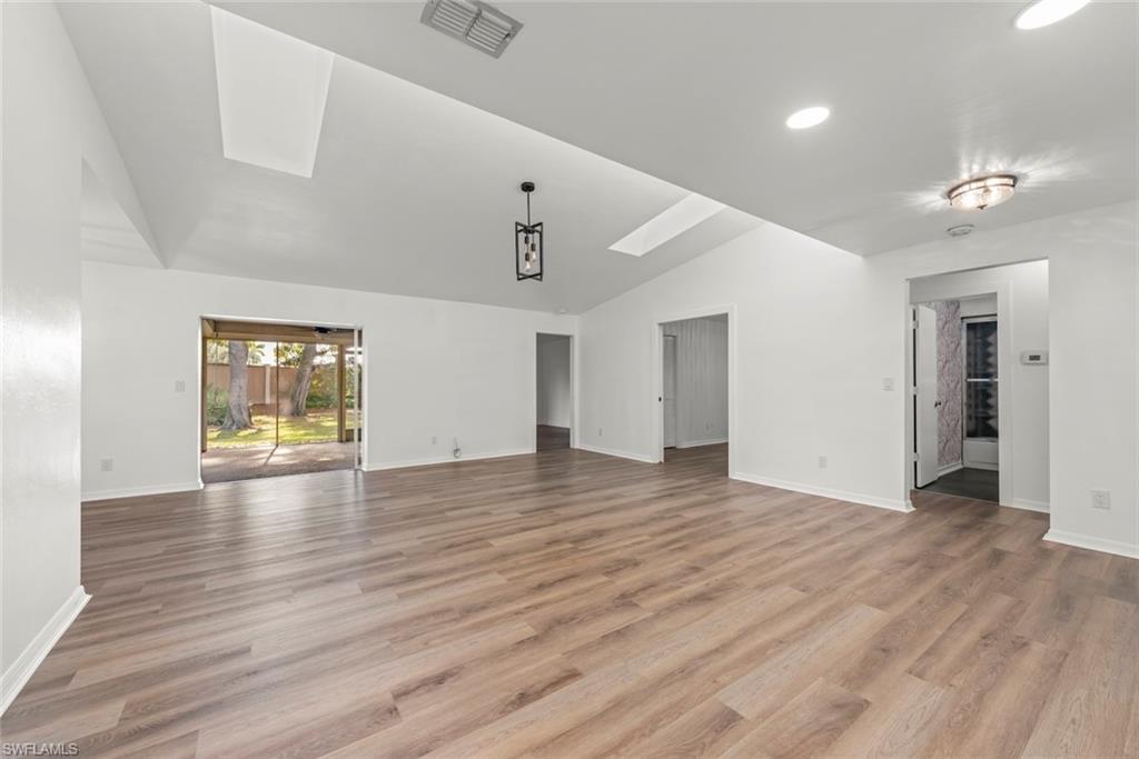 WYLDEWOOD LAKES CONDO - Residential