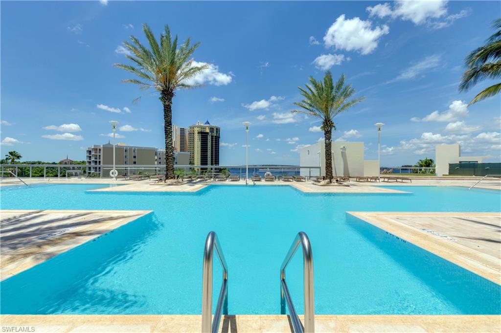 3000 Oasis Grand BLVD 2803