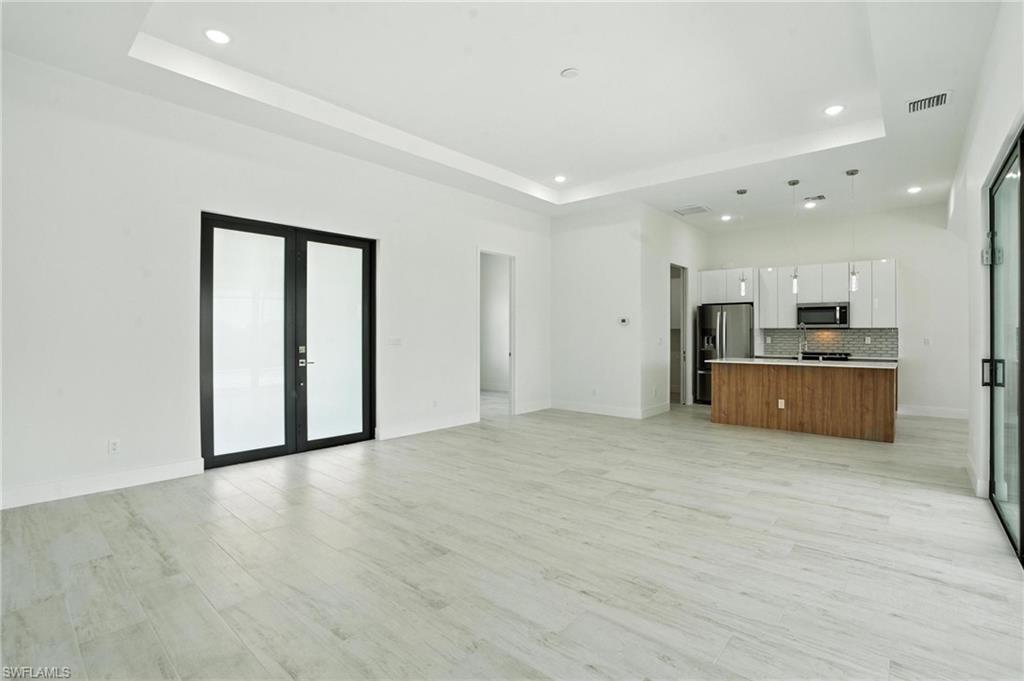 PORT CHARLOTTE - Residential