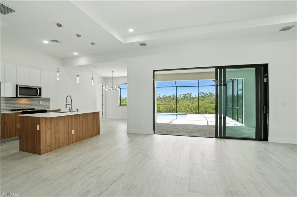 PORT CHARLOTTE - Residential