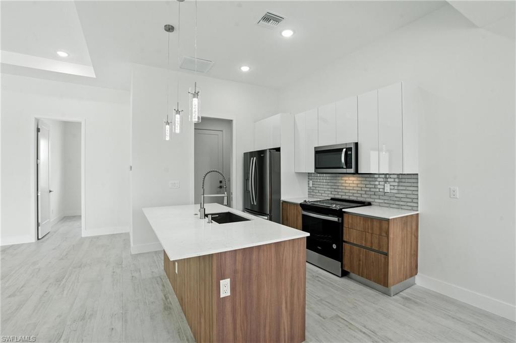 PORT CHARLOTTE - Residential