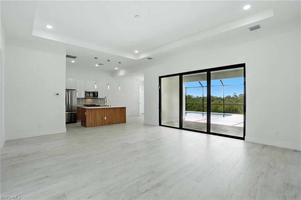 PORT CHARLOTTE - Residential